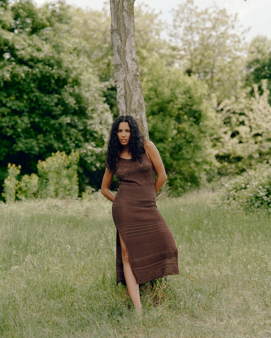 ROBE AVERY